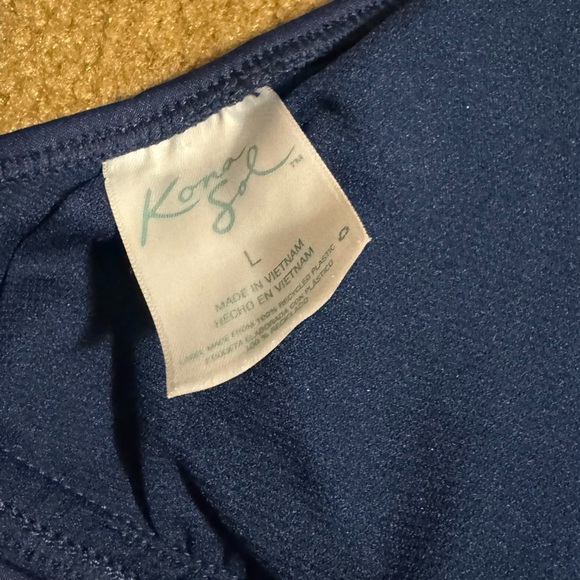Kona Sol Blue Swimsuit Top - Picture 1 of 5